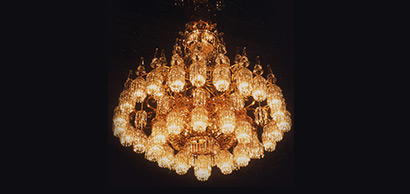 Big chandelier in the Redoutensaal